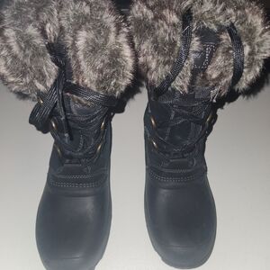 Women's Khombu The Slope Watefproof Winter Black Fur-Lined Winter Boots Size 9